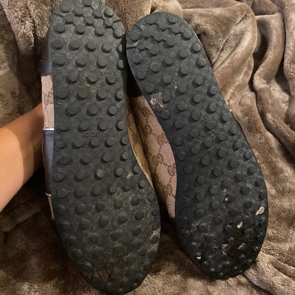 Gucci: Men's GG Logo Sneakers Size 10G # 202744 - Picture 2 of 7